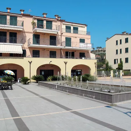 Apartment Locazione Turistica Cala Azzurra - Imp310 Imperia
